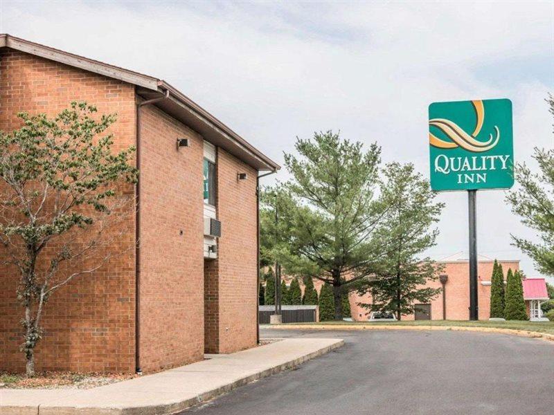 Walker Quality Inn Grand Rapids North מראה חיצוני תמונה