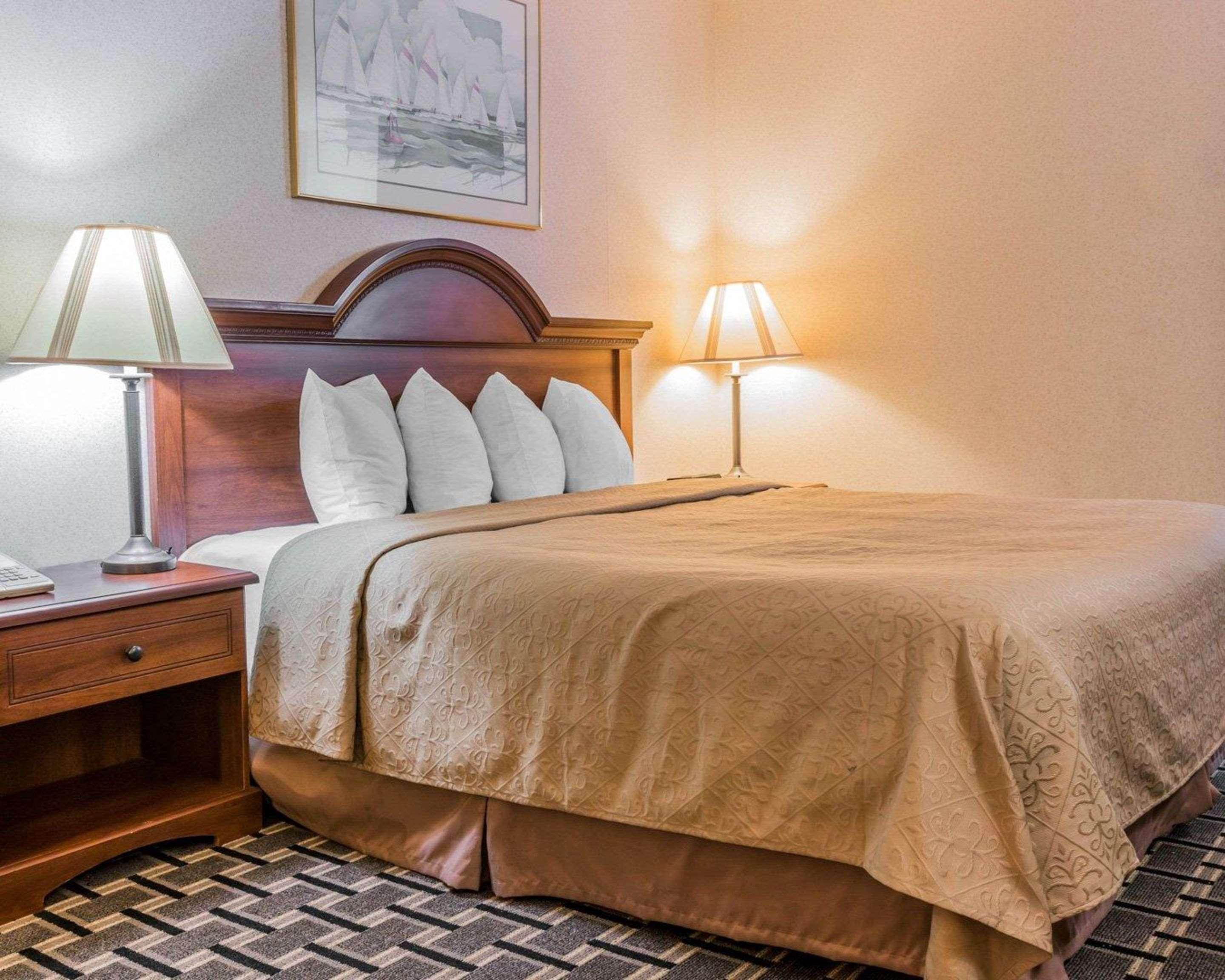 Walker Quality Inn Grand Rapids North מראה חיצוני תמונה