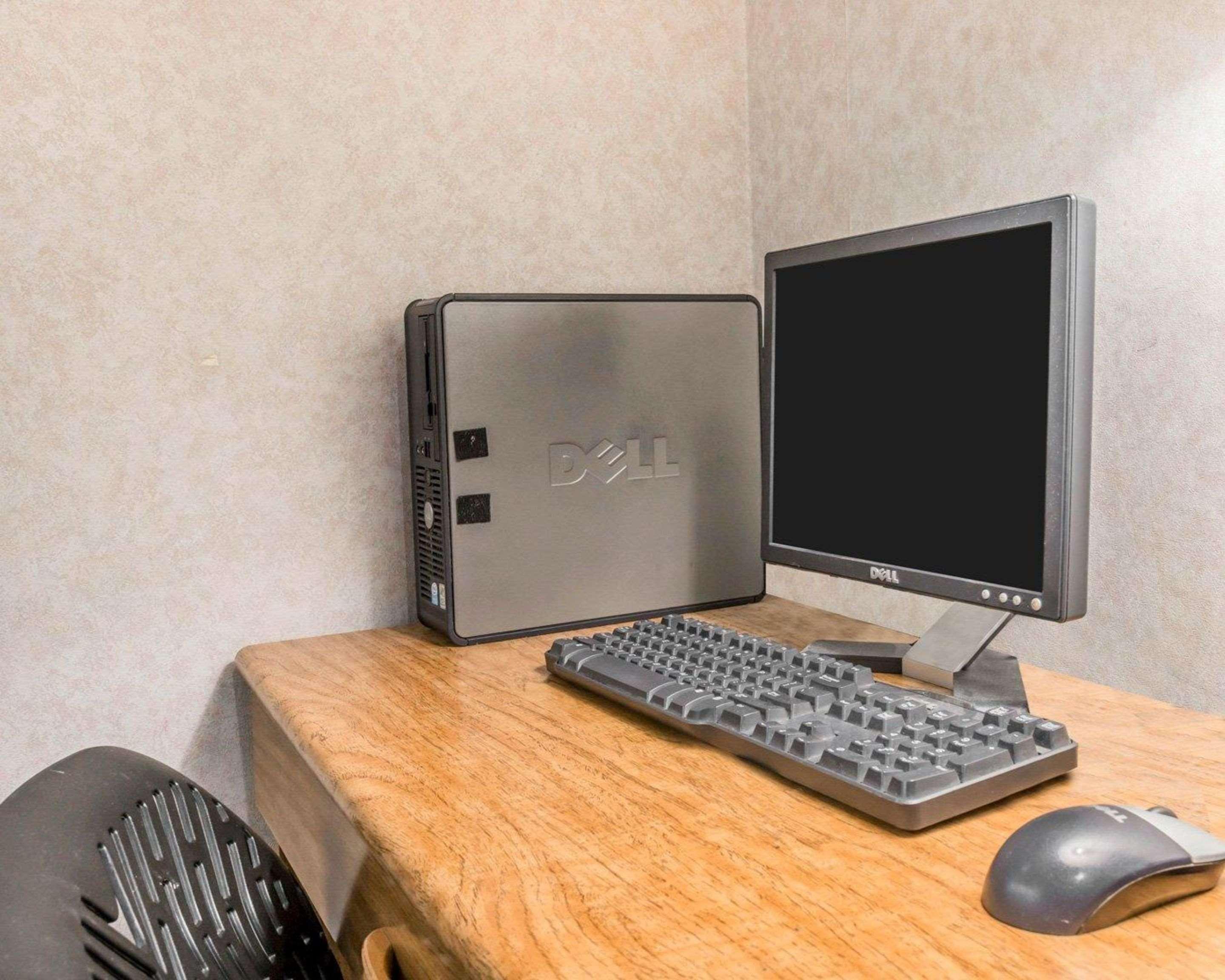 Walker Quality Inn Grand Rapids North מראה חיצוני תמונה