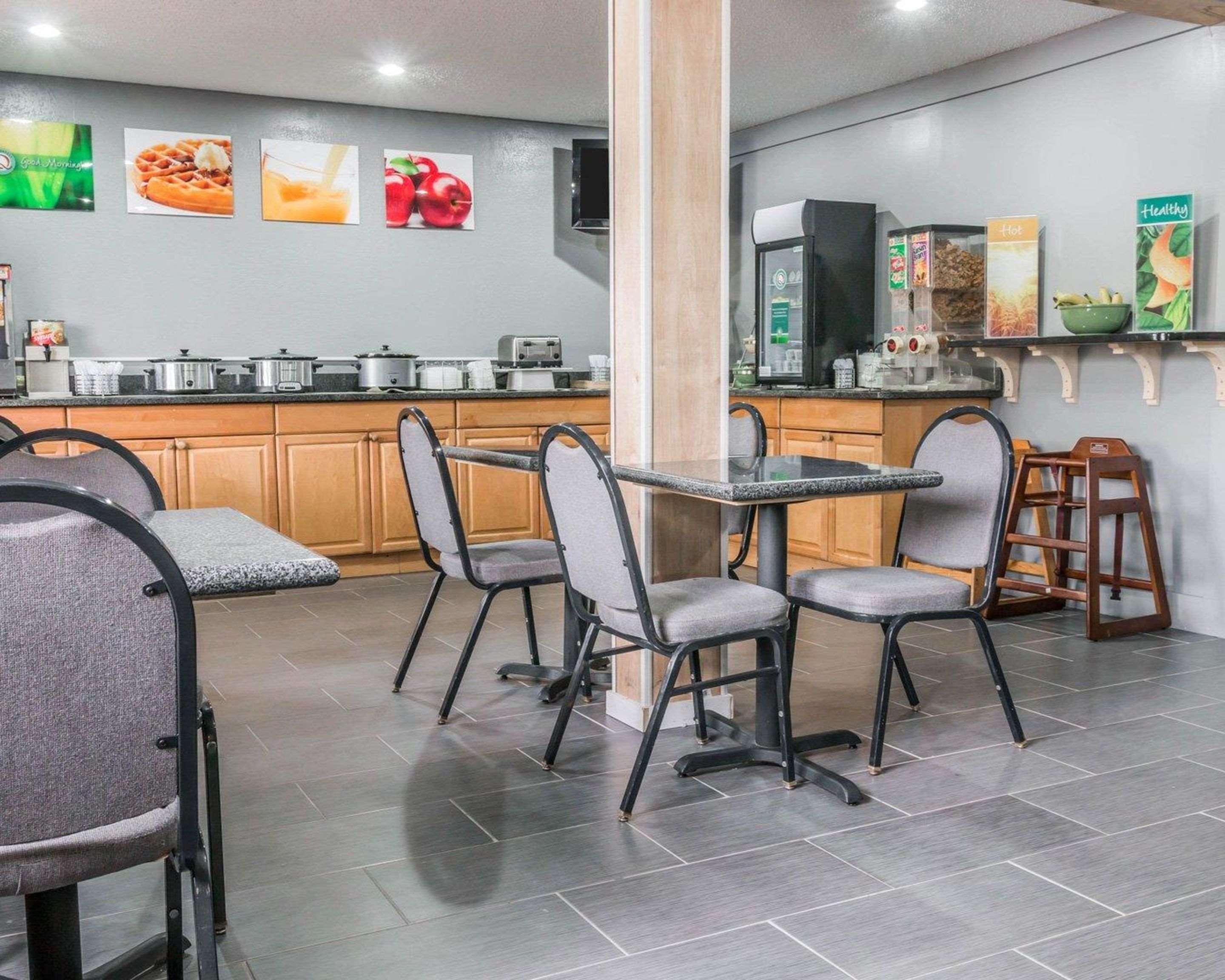 Walker Quality Inn Grand Rapids North מראה חיצוני תמונה