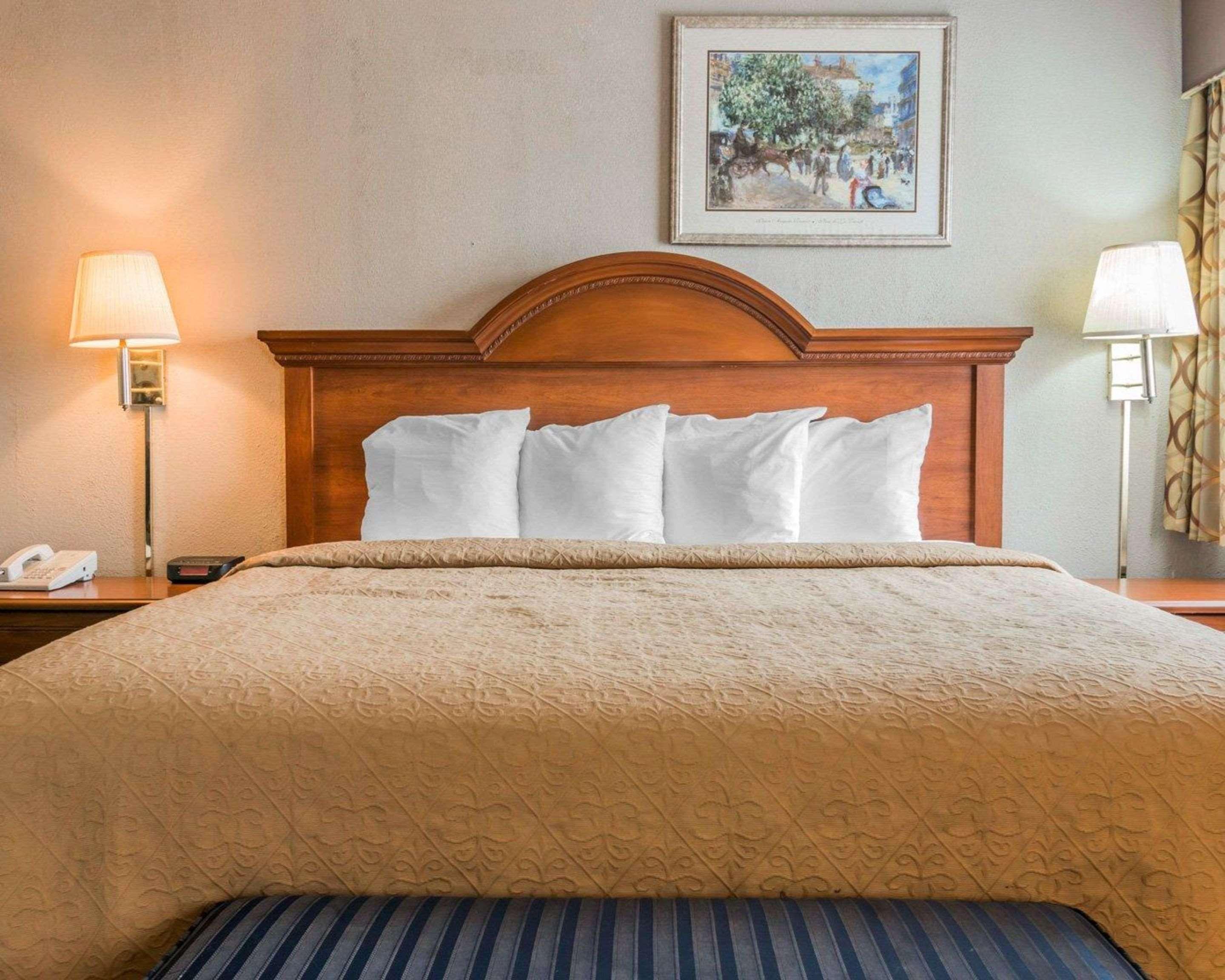 Walker Quality Inn Grand Rapids North מראה חיצוני תמונה